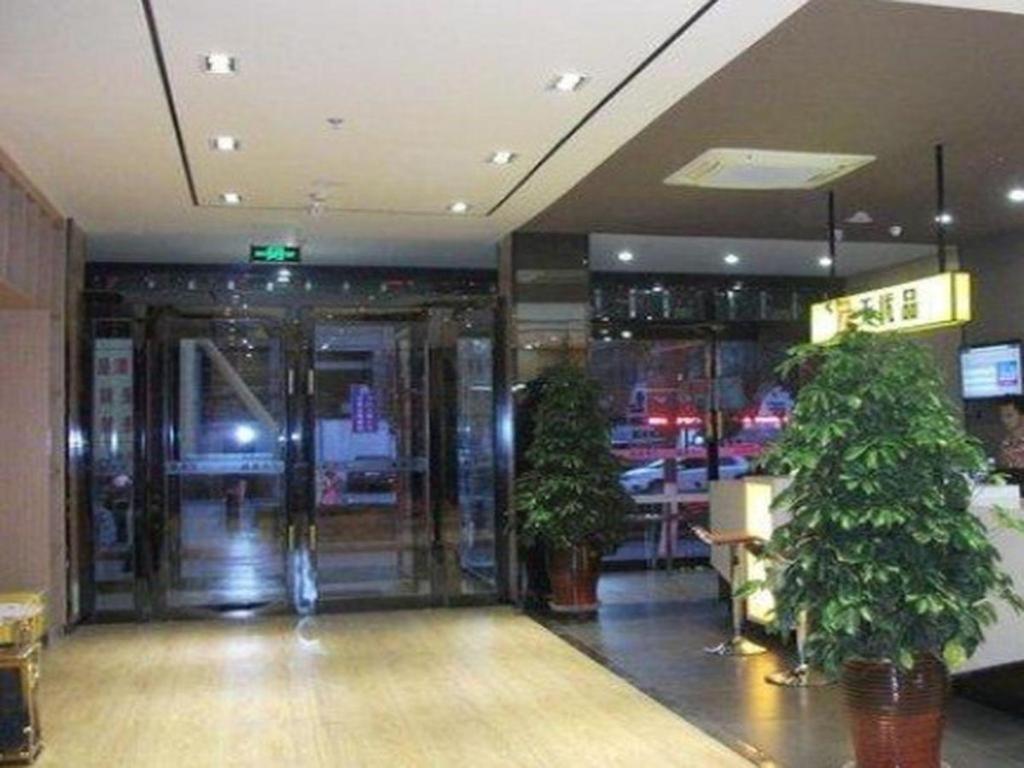 7 Days Premium Zhangye West Toursim Bus Station Bagian luar foto